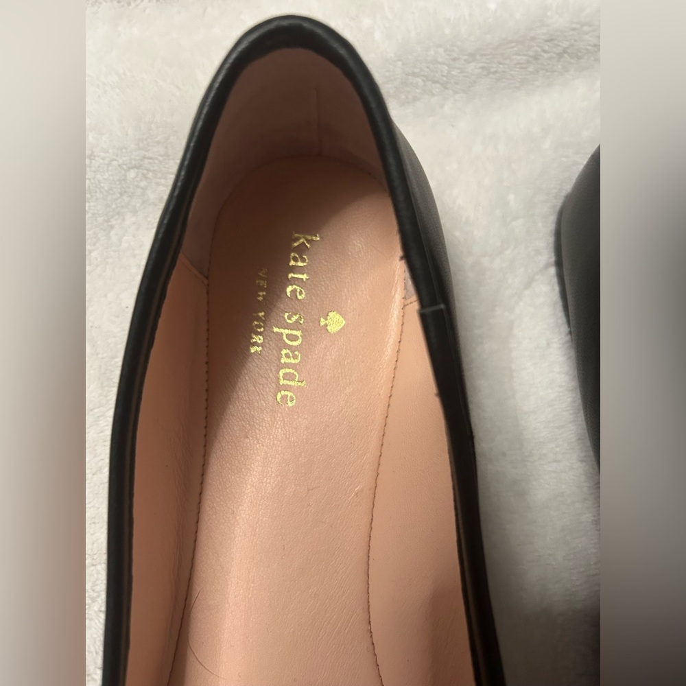 kate spade Black Leather Bow Ballet Flats with Gold Spade Charm - Picture 2 of 5
